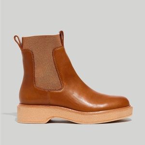 Madewell The Camryn Chelsea Boot in Leather size 7